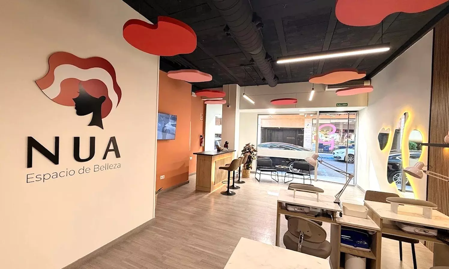 Manicura y pedicura spa clásica o semipermanente