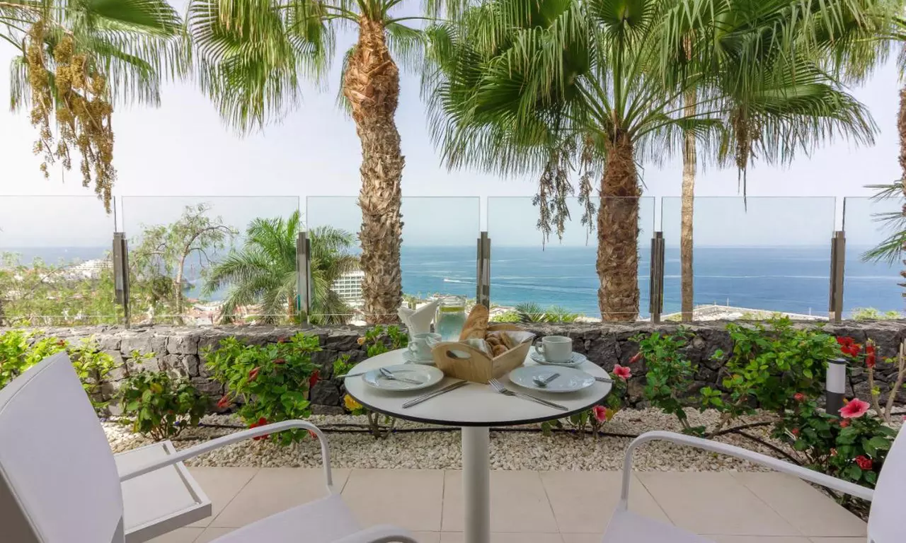 Day pass para 2 con cama balinesa y brunch o desayuno a elegir