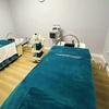 Image 3: Head SPA + Aromatherapy Essential Oils: 40 or 60 Minutes