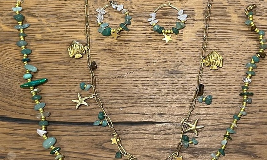 Image 3: Taller de creación de joyas con vino ilimitado para 1 o 2 personas 