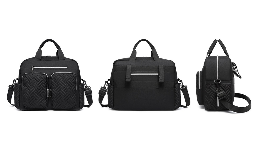Image 2: Versatile Diaper Changing Tote Bag