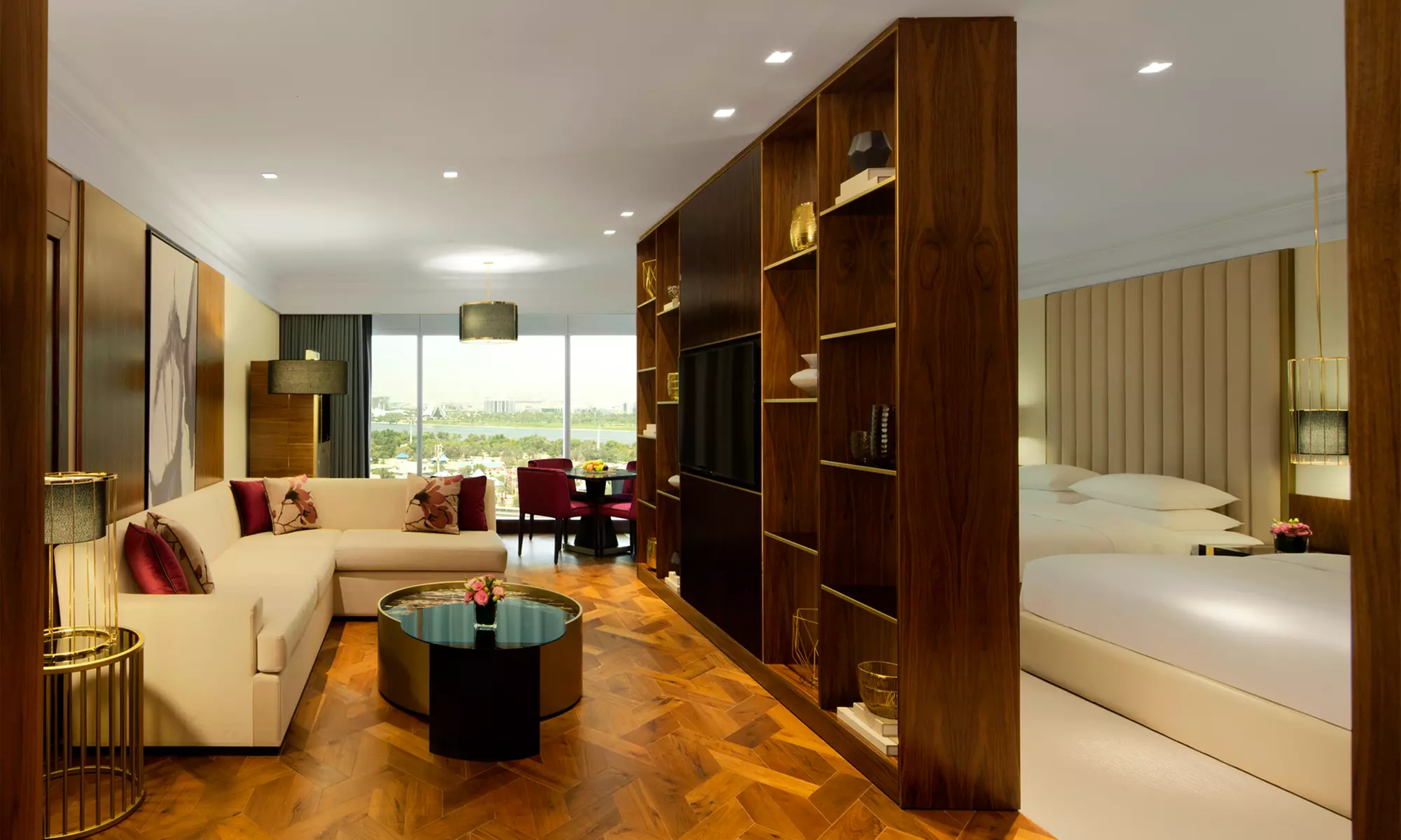 5*Dubai: One-Night Stay with Breakfast and Waterpark Access