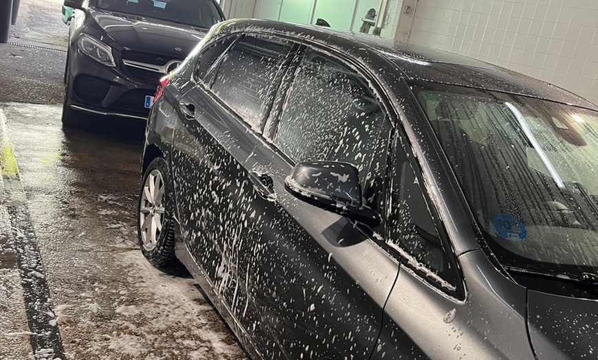 Image 14: Lavado completo con ozono, perfumado o encerado al detalle