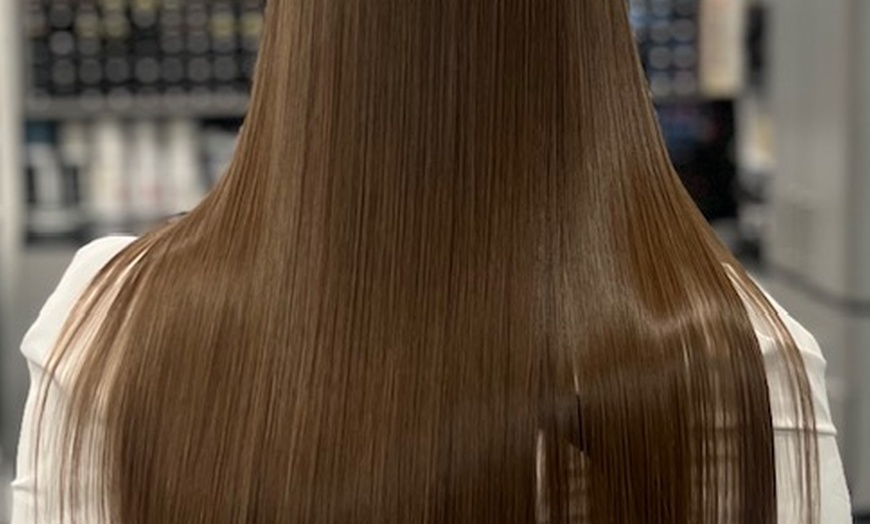 Image 2: Experience Salon Mirabella's Brazilian Blowout for Smooth Hair
