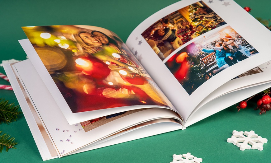 Image 4: Craft Custom Photobooks That Capture Moment from Colorland