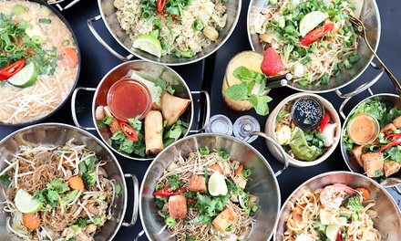 Pour 1 personne : menu asiatique 2 services avec entrée et plat principal - The Noodle Bar Brussels