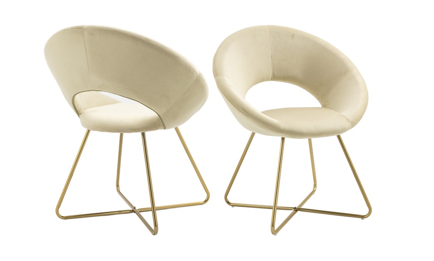 Image 2: Poltroncina tonda in velluto Grace