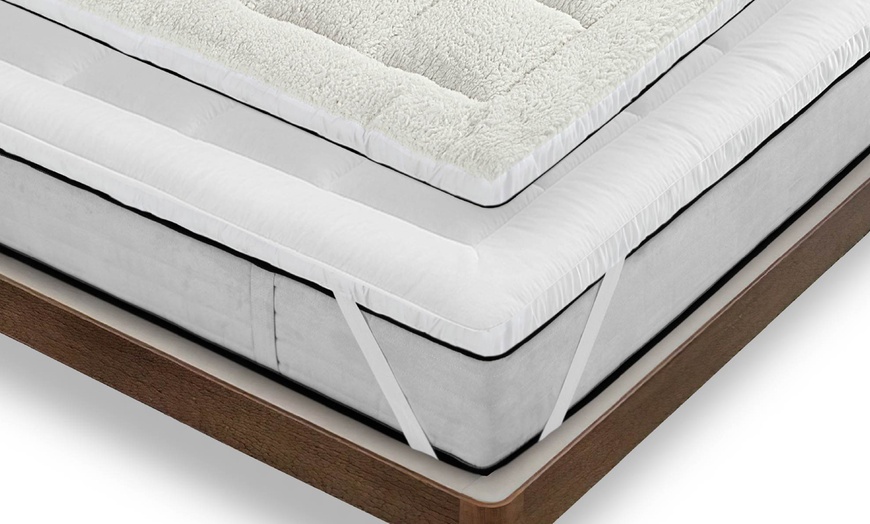 Image 1: Doppelseitige Matratzenauflage für alle Jahreszeit