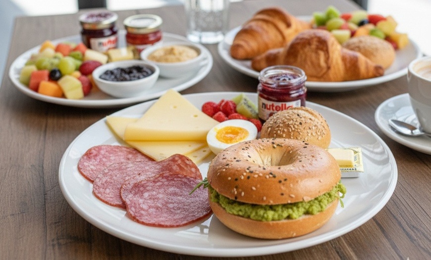 Image 3: Frühstück nach Wahl für 2 oder 4 Person