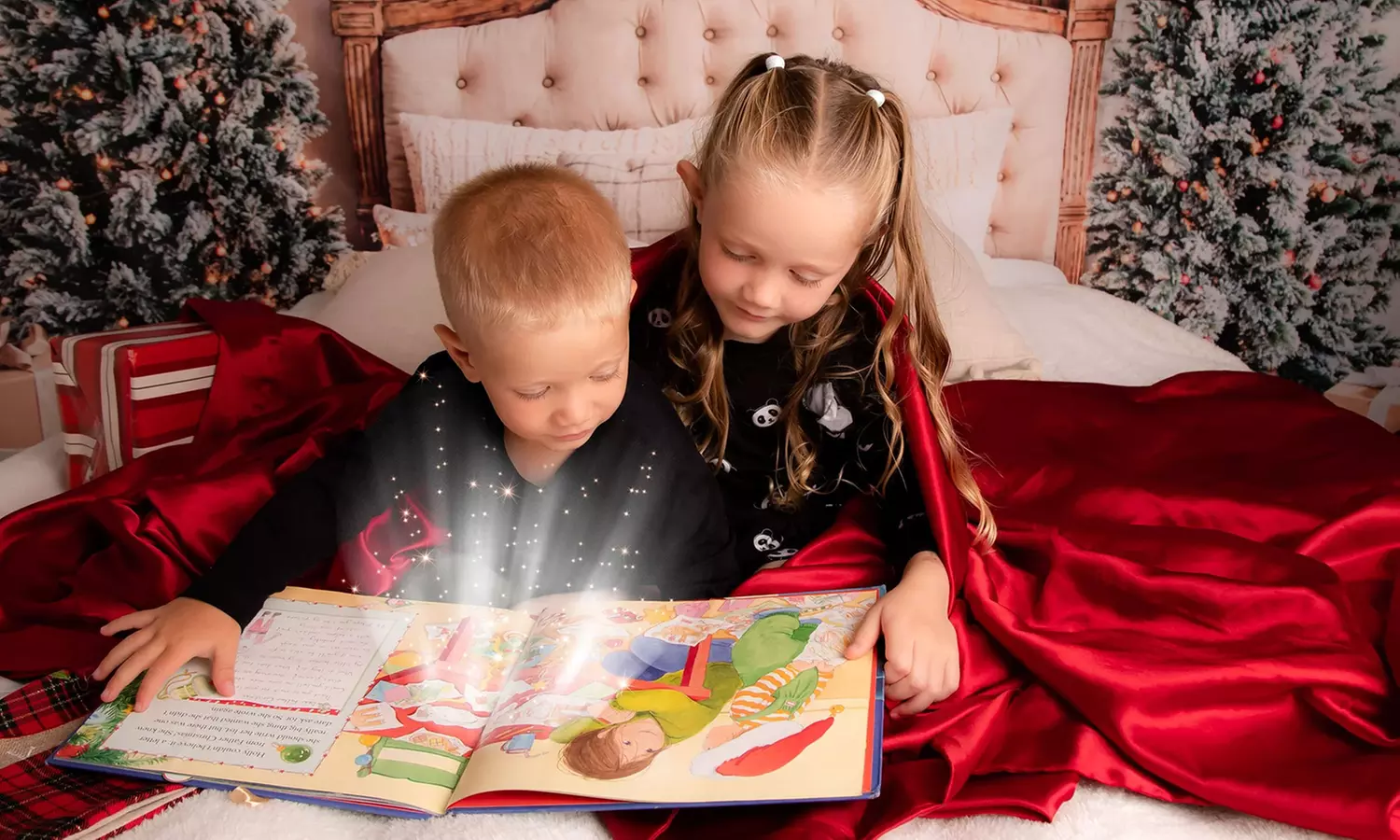 Cherish Memories with Wink Photography Birmingham's Christmas themed photoshoot (Up to 55% Off) - Primary Image