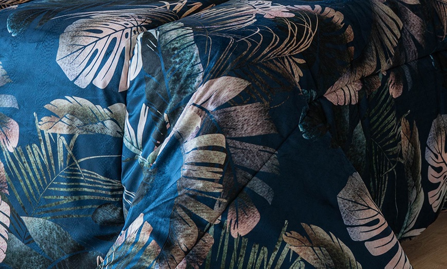 Image 2: Trapunta matrimoniale in velluto con stampa digitale