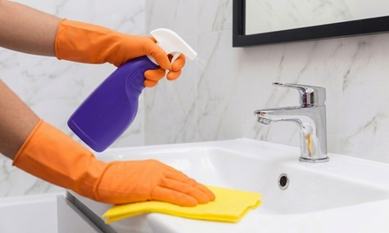 ''2.5 Hour Professional House Cleaning / Kitchen, Bathrooms & Living Areas'' - Fallco Cleaning Service