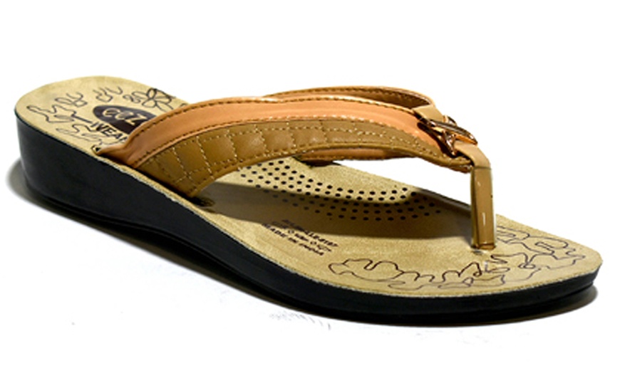 Image 16: Women's Summer Toe Post Sandals