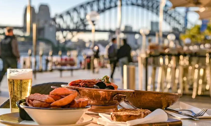 3 Course Italian Menu-Circular Quay with House Wine/Beer each for 2/4