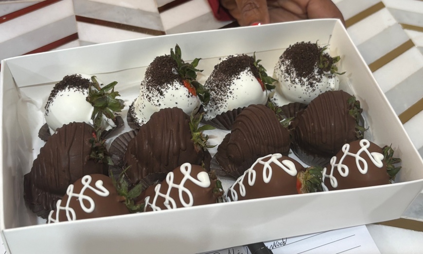 Image 4: Chocolate-Covered Strawberries with Custom Edible Writing