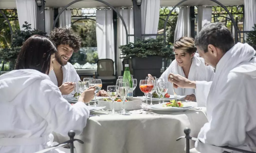 Fiuggi: soggiorno con colazione, Spa e buono da spendere in Spa di 10 euro per 2 persone all'Hotel Ambasciatori 4* - Primary Image