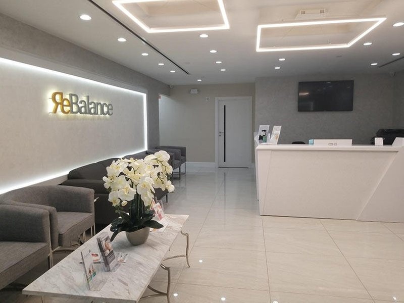 20 or 30 Units of Xeomin or Lip Flip Options at ReBalance