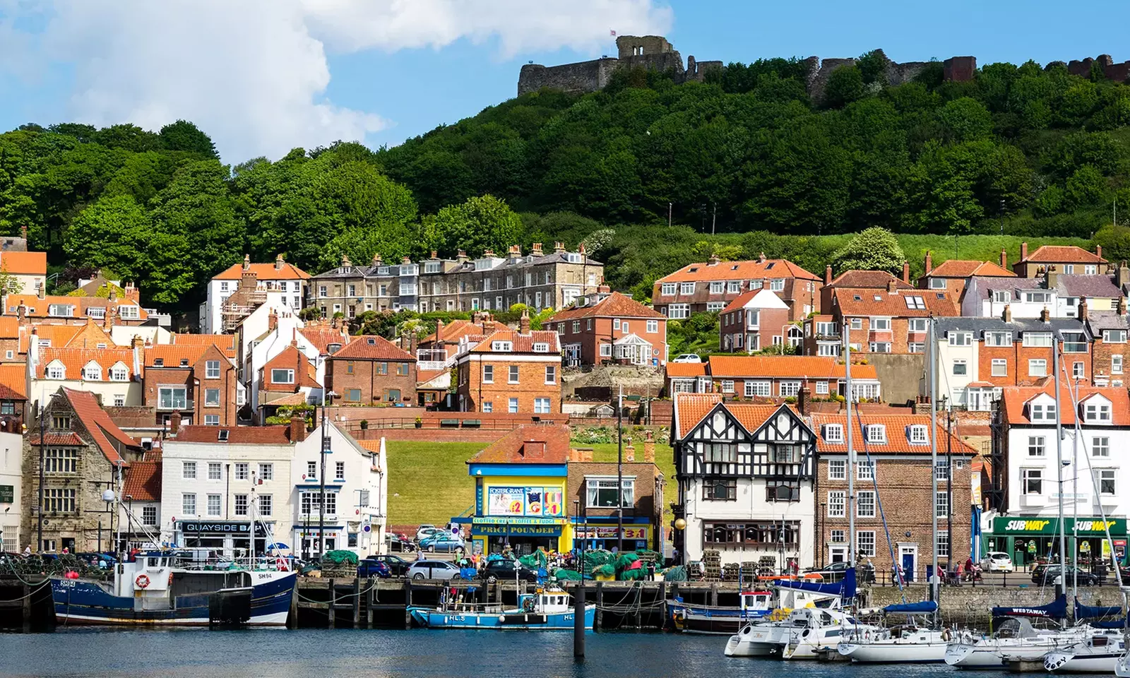 Scarborough: Standard Double or Twin Room with Breakfast and Wi-Fi
