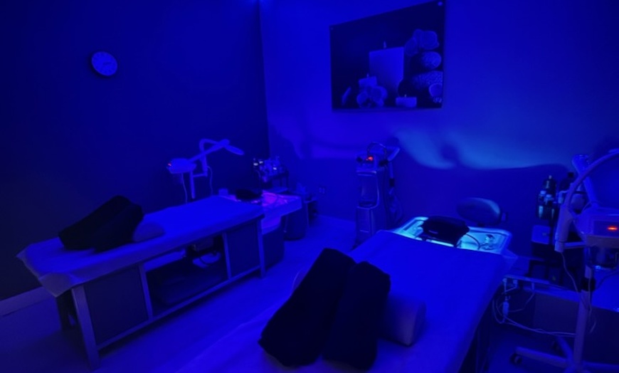 Image 9: Head Spa Treatments for 1 or 2 w/Massage on Upper-Back, Neck & Scalp