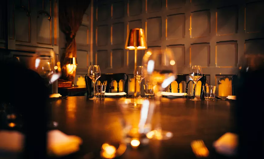 Image 9: The Crazy Bear | Thai 12-Plate & Drinks | Beaconsfield & Stadhampton