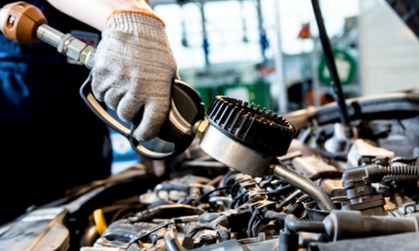 Refresh Your Ride: Any Oil Change With a Spin-On Filter Up to 5 Qts