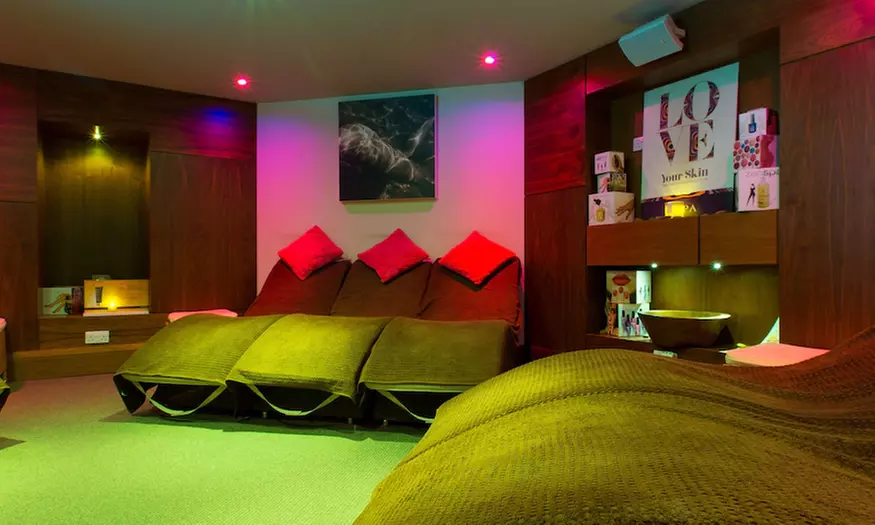 Kent: 4* Stay for 2 with Breakfast, Dinner & Discounted Spa Treatments