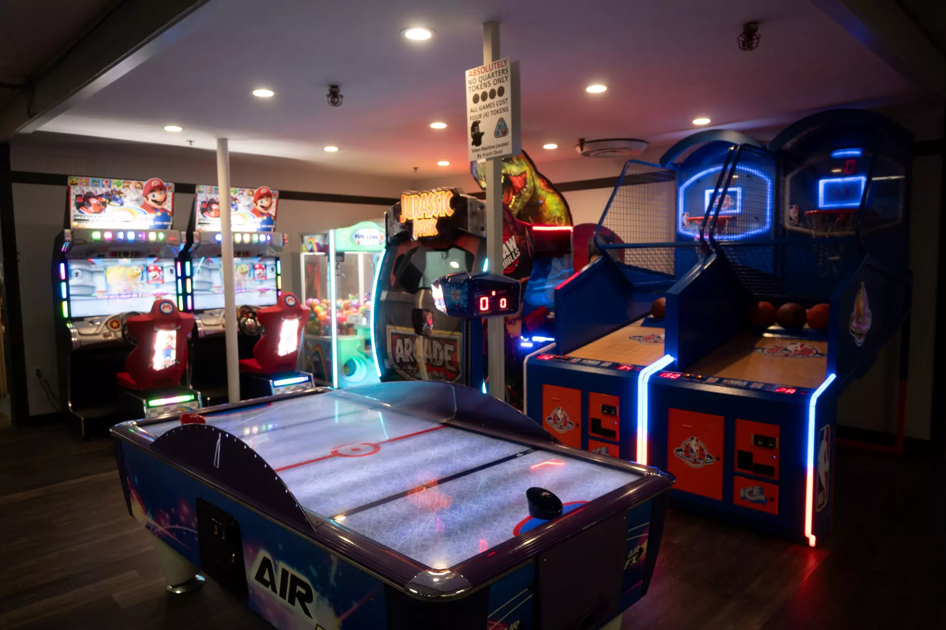 Enjoy 60- or 90-Min Unlimited Bowling for Five People At Linden Lanes