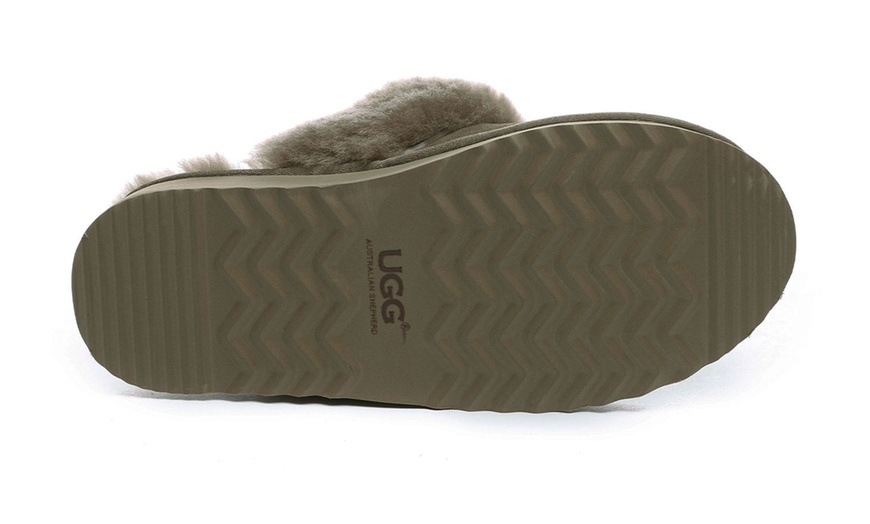 Image 25: Waffle Platform UGGS