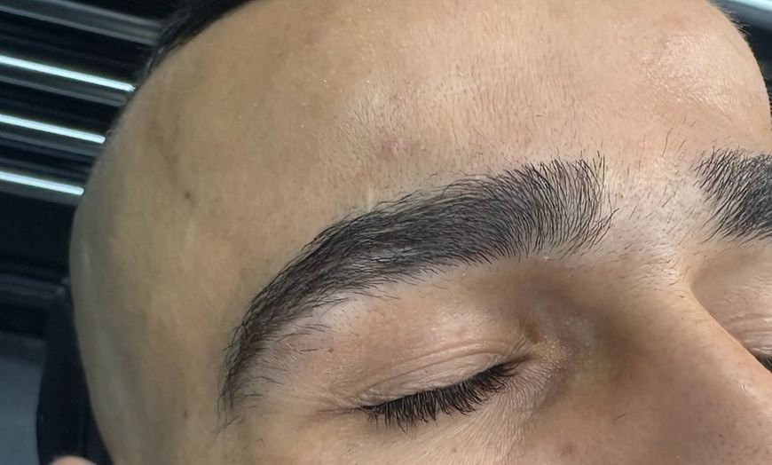 Image 3: Experience Full Face Threading Including Eyebrow, and Lips