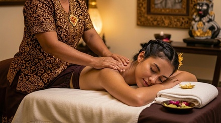 60 Minute Whole Body Massage with Face Guasha; Valid Tuesday to Thursday Only - Effleurage Zen