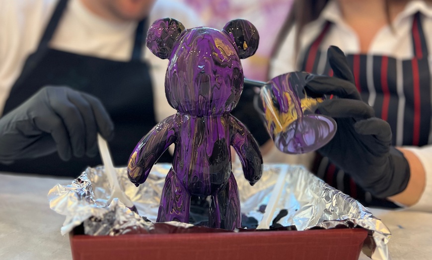 Image 14: Taller de pintura de un osito de peluche para 1 o 2 personas