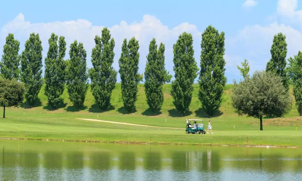 Peschiera del Garda 4*: camera doppia con mezza pensione e Spa