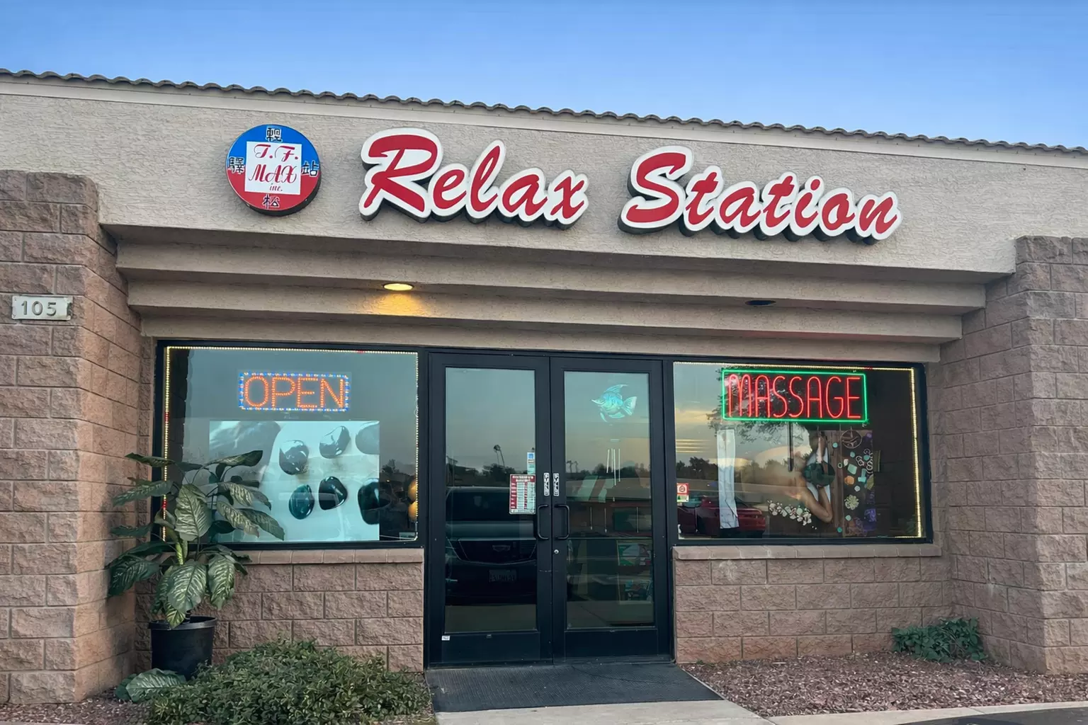 Relax with 60- or 90-Minute Deep Tissue & Foot Massage with Hot Stones