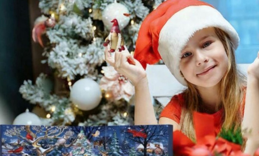 Image 3: Christmas Santa and Dwarf Advent Calendar