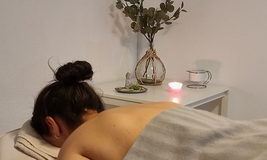 Image 2: Hasta 48% de dto. en Masaje - Drenaje linfático en Qì Terapias