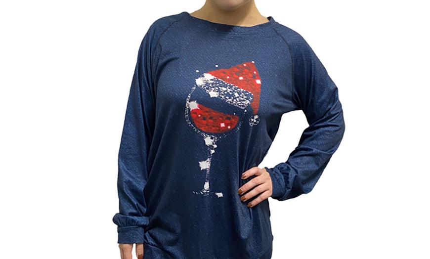 Image 5: Christmas Wine Glass Jumper