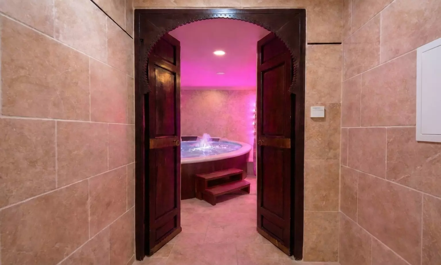 Accès spa privatif avec gommage et massage en option à Déclic Beauté