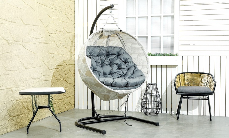 Image 6: Outsunny Round Egg Chair