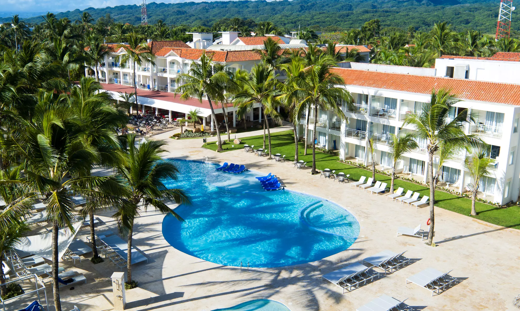 ✈ 4-Nt All-Inclusive Dominican Republic Trip w/ Air from Travel by Jen