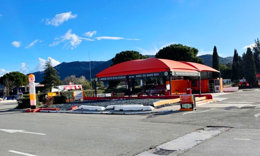 Image 2: Lavage intérieur ou extérieur au choix avec Auto Clean FM