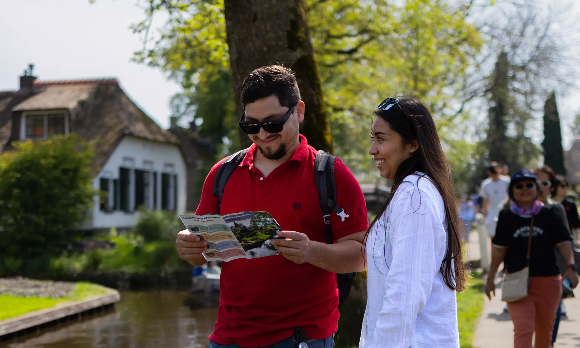 Giethoorn Tour: vanuit Amsterdam in een Hop On Hop Off Holland bus
