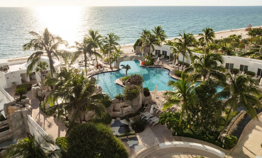 Image 18: Member-Only Deal: Oceanfront Retreat with Spacious Suites & Spa