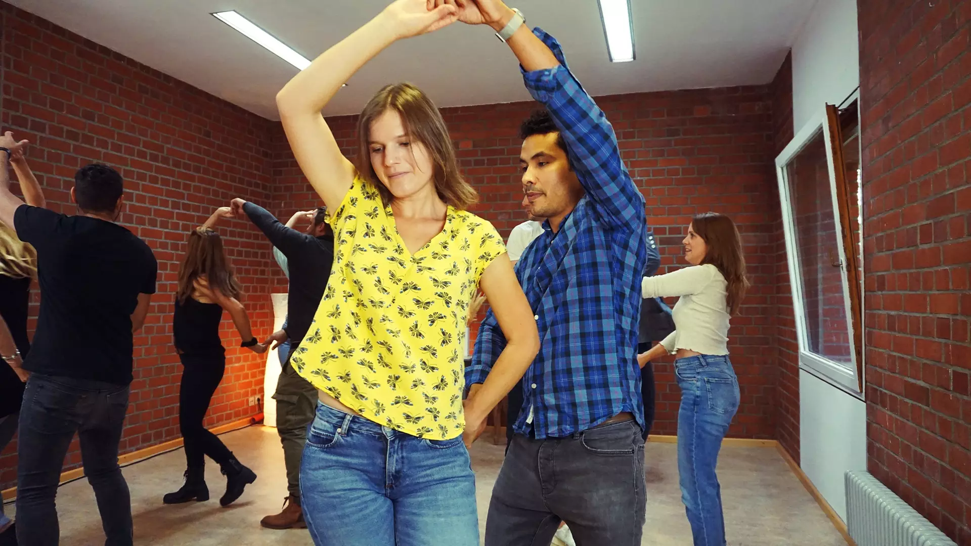 Bis zu 65% Rabatt auf den Tanzkurs bei Salsa Tanzen Munich Tanzschule