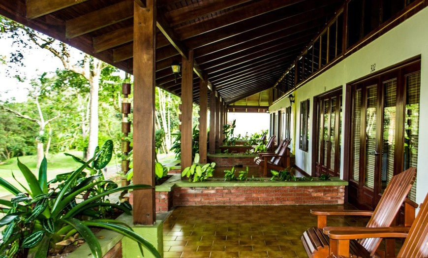 Image 4: ✈ 6-Night Costa Rica Trip w/Air, Car, Tours from Travel by Jen