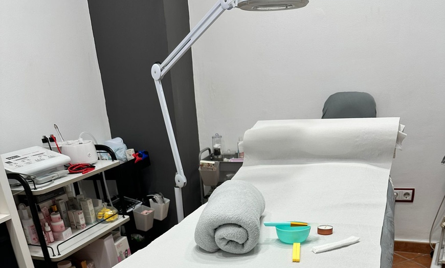 Image 8: Limpieza facial para 1 con opción a ultrasonidos y masajeador ocular