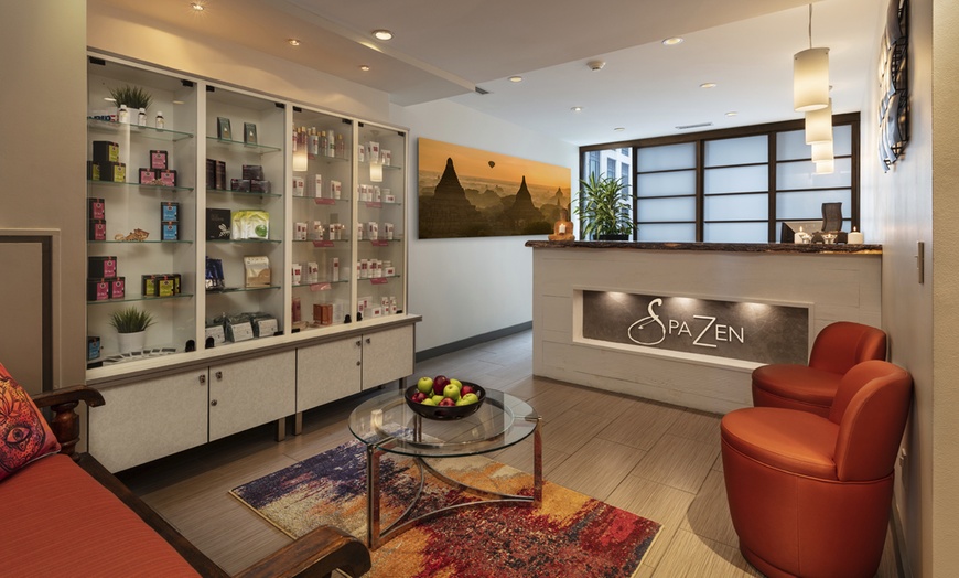 Image 2: Massage Packages @ SpaZen - Executive Hotel Cosmopolitan