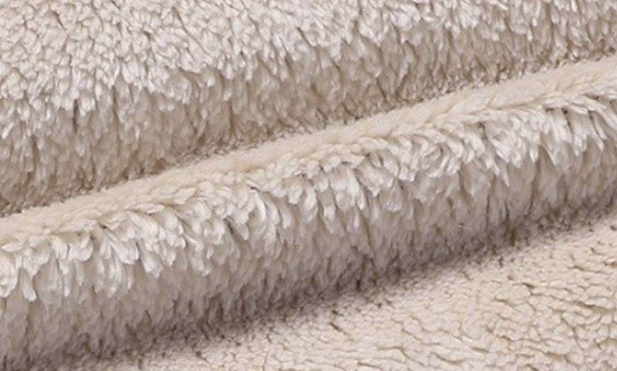 Image 3: Men’s Winter Warm Pants with Lambswool Lining –Mid-Rise Drawstring Fit