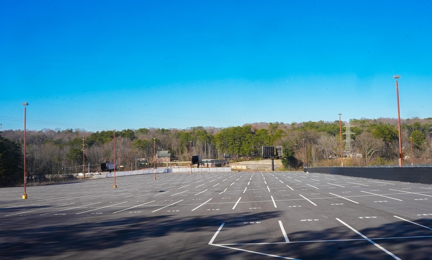Image 2: 1 - 5 Days Airport Parking w/ Sky Lot Parking 2 near Atlanta Airport