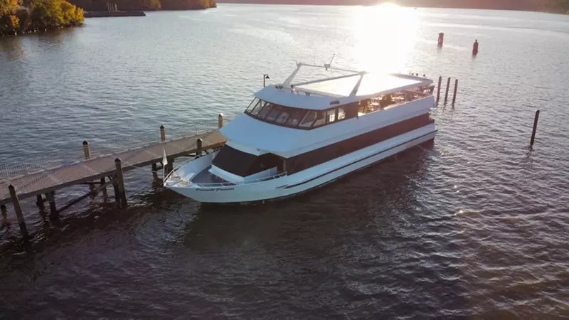 2.5-Hour Weekend Brunch Cruise – Hudson River