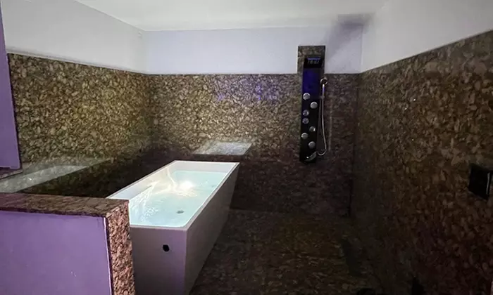 Emerald Facial / Hydrotherapy Package 
